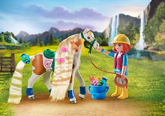 Η Ellie με το άλογό της Playmobil Horses of waterfall 71639