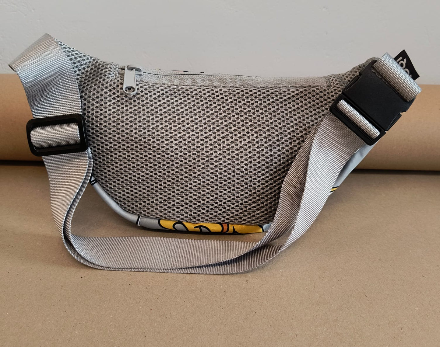 Τσάντα μέσης Loqi SNASK bumbag