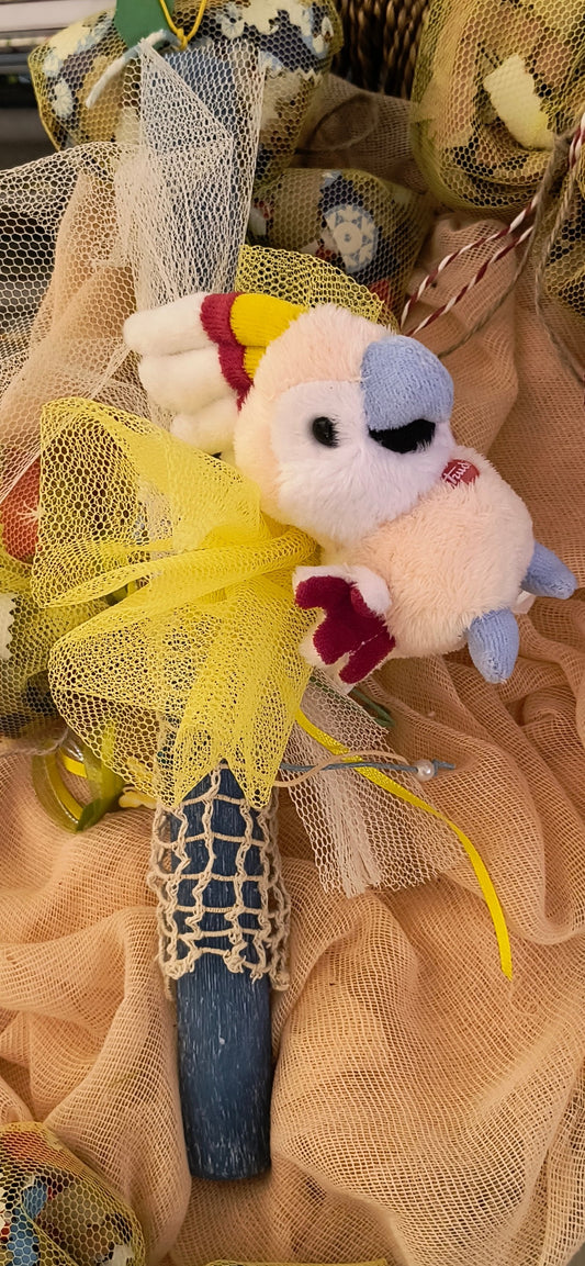 Λαμπάδα αρωματική με μπρελόκ κουκλάκι παπαγάλο