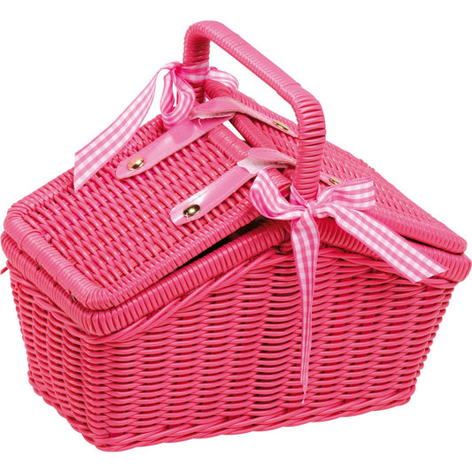 Picnic basket with play dishes