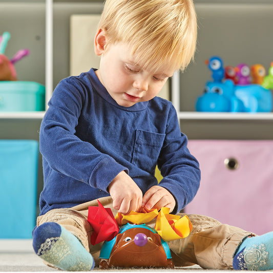 Spike the fine motor Hedgehog® Tissue Pal LER9137