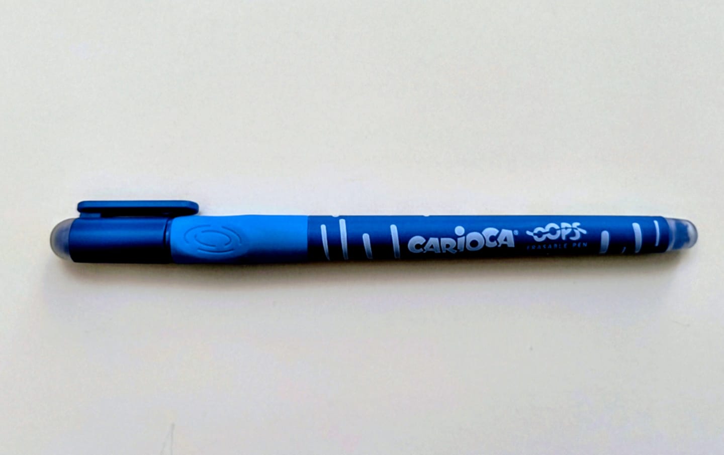 Carioca erasable pen with built-in eraser, blue