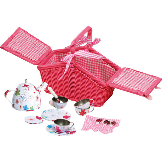 Picnic basket with play dishes